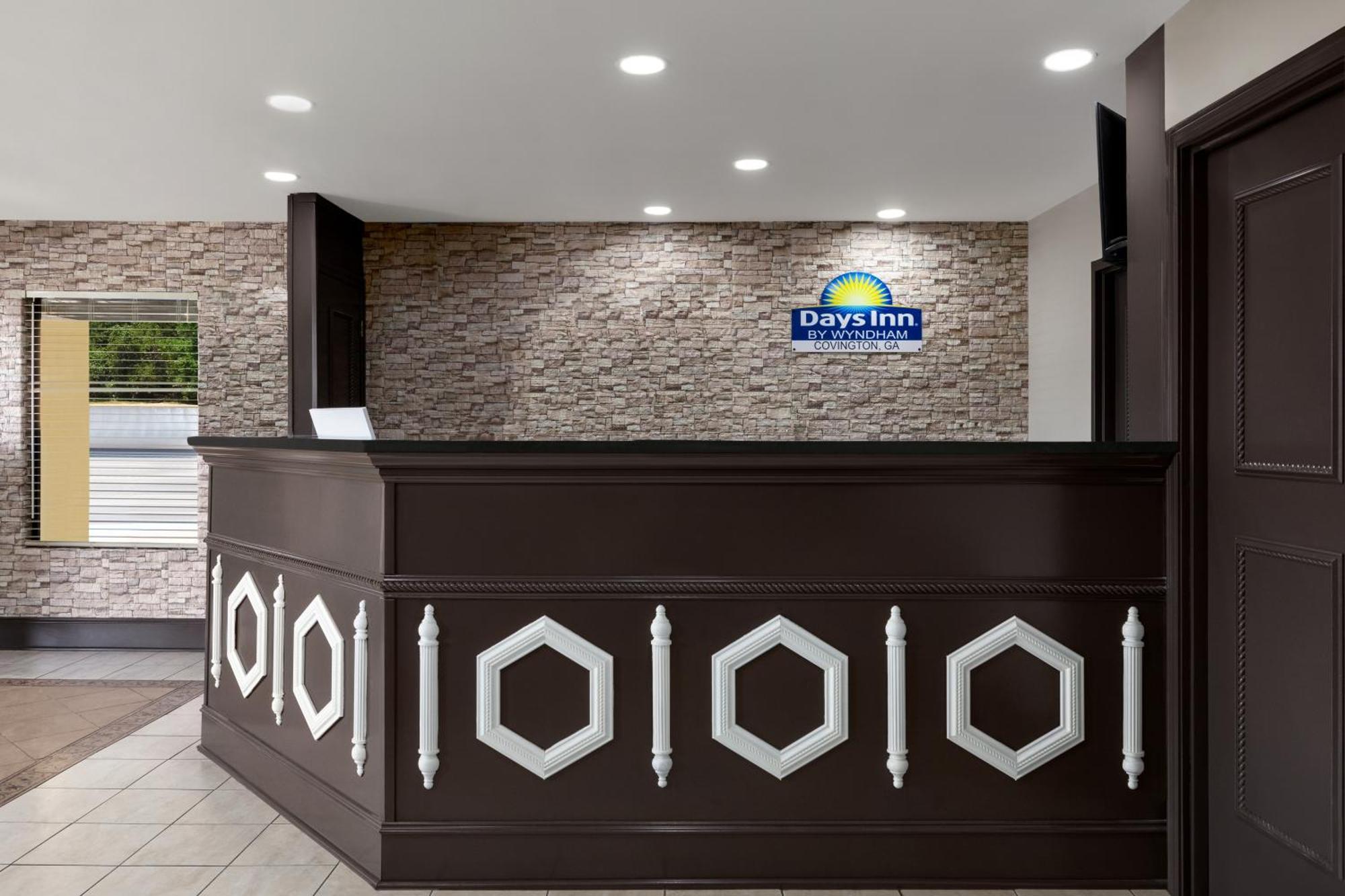 Days By Wyndham Hotel *